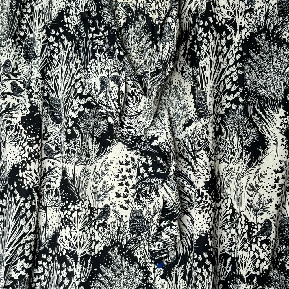 HD in Paris Anthropologie Picea Ruffle Blouse Top in Floral Animal Print, size 4 - Picture 6 of 6